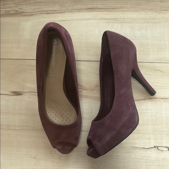 Rockport Shoes - Rockport Purple Heels Classic Peep Toe size 6.5